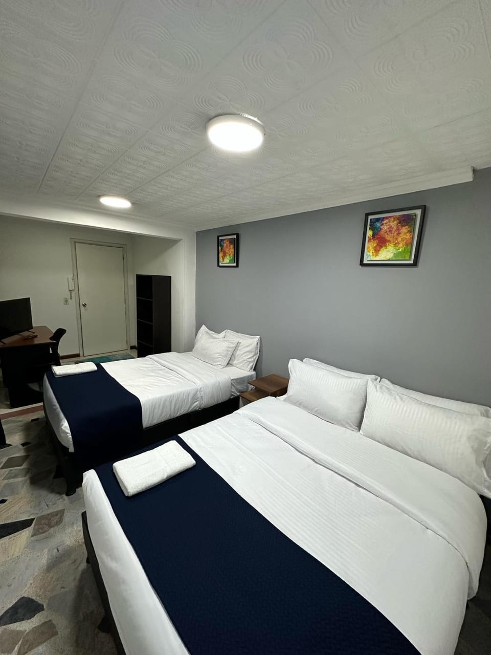 Photo of the whole room