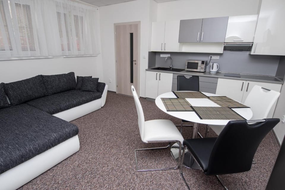 Kitchen or kitchenette, Living room, Seating area