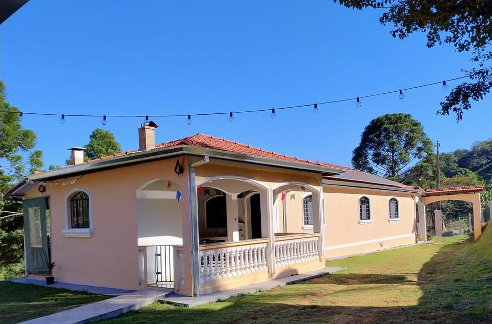 Sítio Araucárias do Pedrão House in State of São Paulo