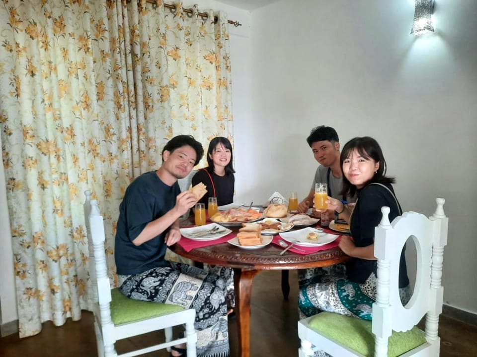 Food, Breakfast, group of guests