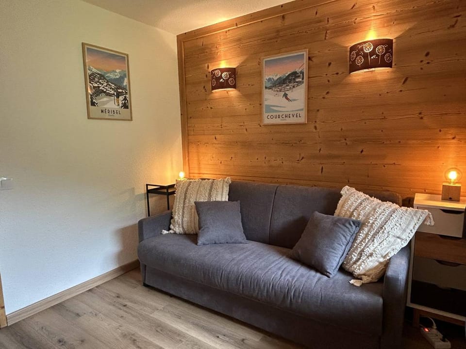 Appartement skis aux pieds avec balcon à Méribel - FR-1-355-218 Apartment in Les Allues