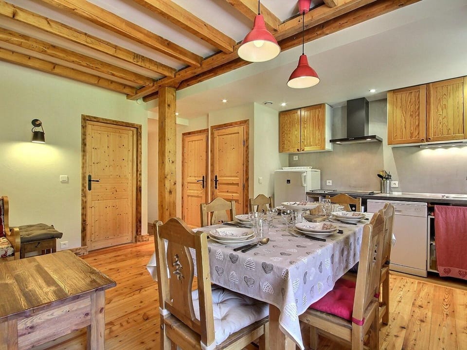 Spacieux duplex 8 personnes proche des pistes - FR-1-455-236 Apartment in Mâcot-la-Plagne