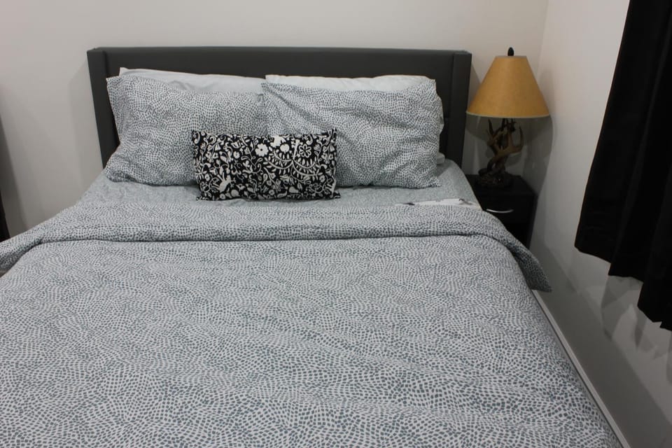 Comfy basement near KW airport Apartment in Cambridge