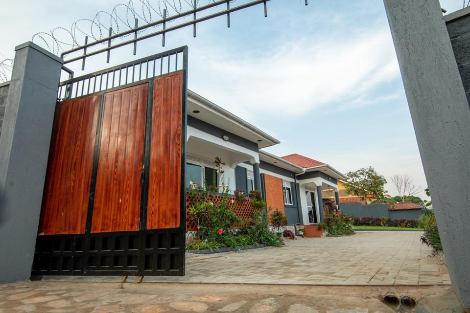 Property building, Day, Neighbourhood, Street view