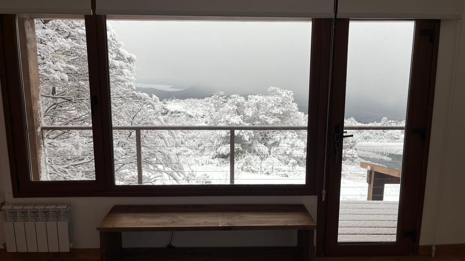 Natural landscape, Winter, Balcony/Terrace, Lake view, Mountain view