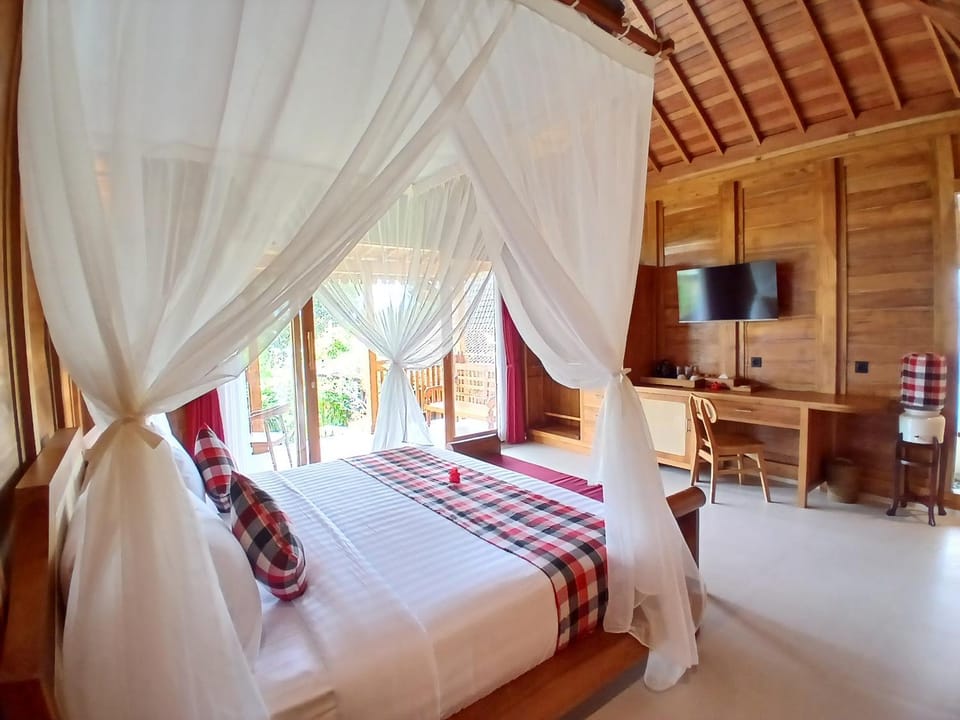 Bed, TV and multimedia, Bedroom, hair dresser