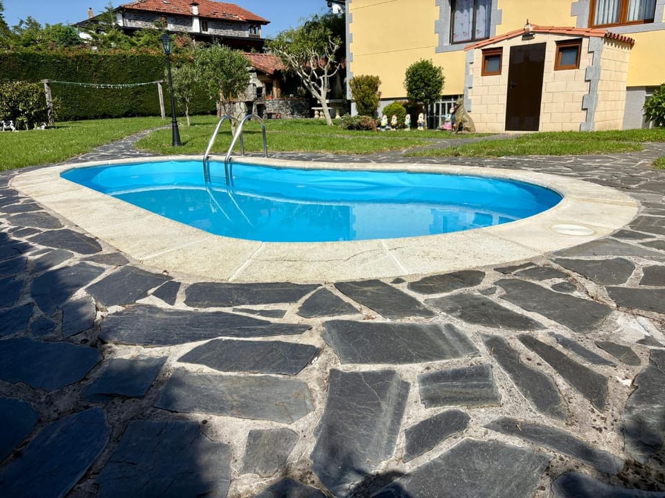 Viviendas Turisticas El Carrascal Hostel in Cantabria