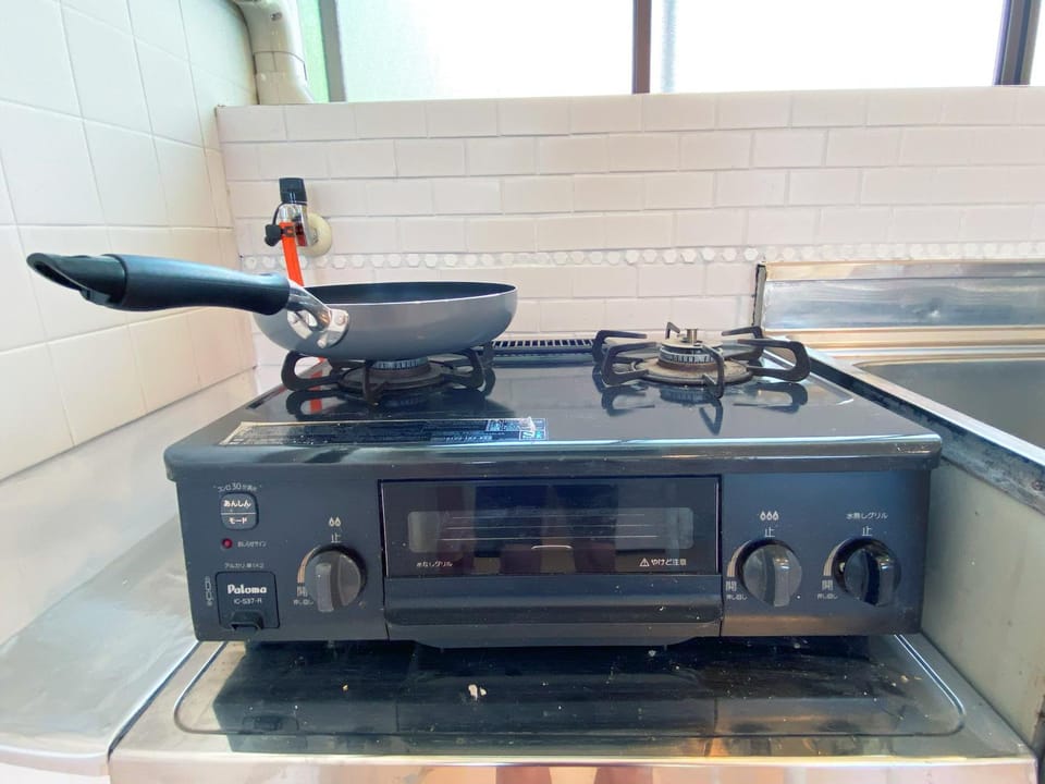 Kitchen or kitchenette, stove
