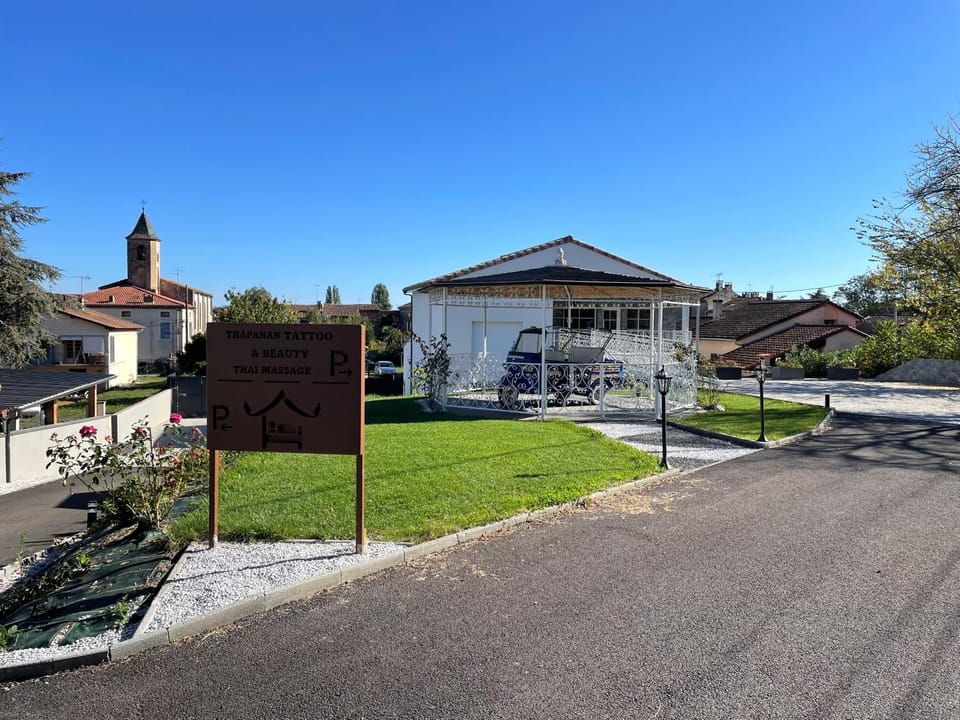 Siam Mahanakhon Appart & Spa Apartment in Occitanie