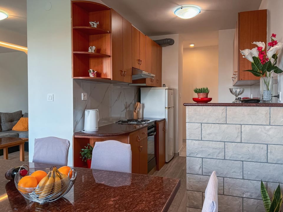 Large apartment FELICITA near center Apartment in Split