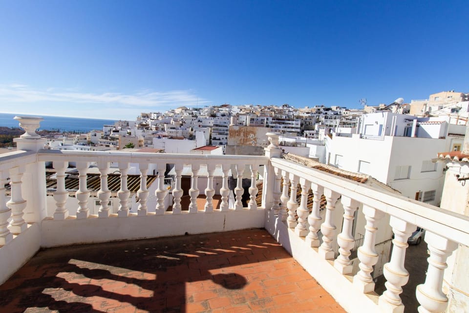 Day, Balcony/Terrace, City view