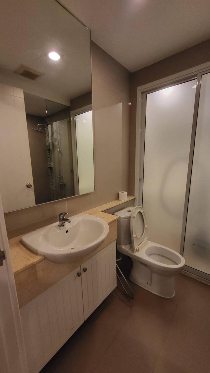 The Blu X Bangsaen F5 R51 Apartment in Chon Buri Changwat