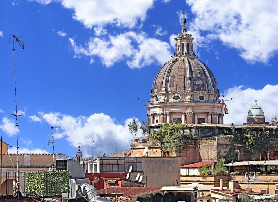 Romerooms Condotti Bed and Breakfast in Rome