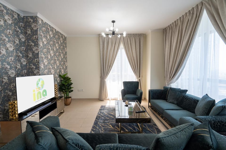Communal lounge/ TV room, TV and multimedia, Living room, Seating area, Evening entertainment