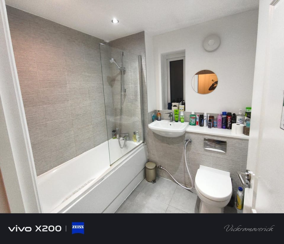 Free Car Park and walk to COOP, Etihad , Piccadilly,Free Snacks Vacation rental in Manchester