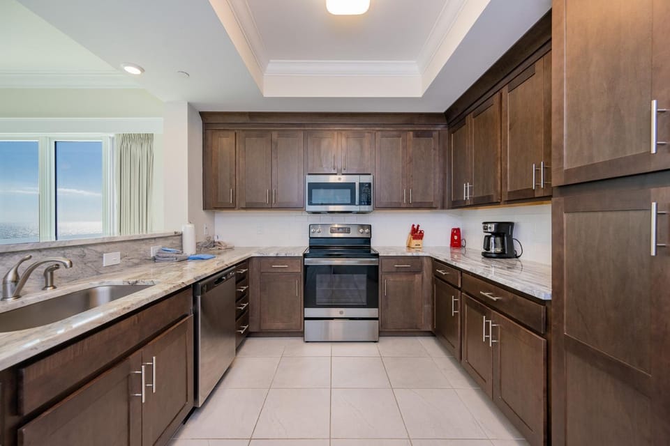 Phoenix Gulf Towers 1701 condo Apartment in Orange Beach