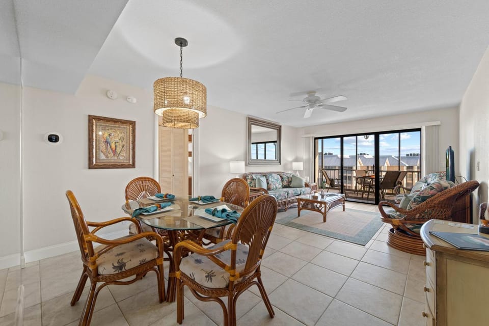 Cute Siesta Key Condo Close To Beach Restaurants Apartment in Siesta Beach