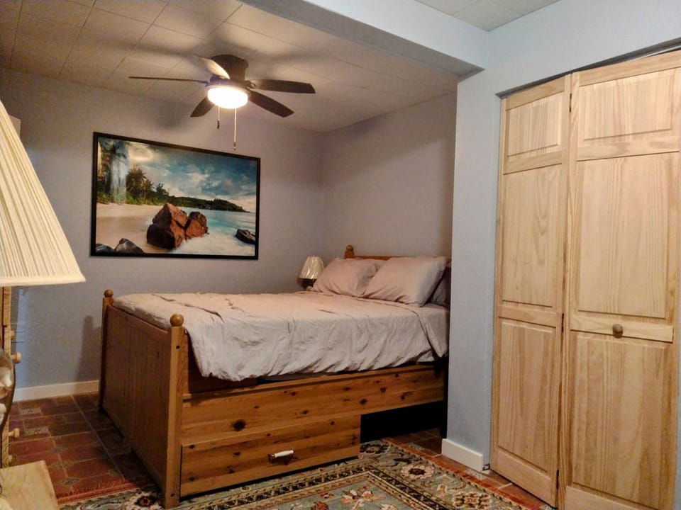 Bed, Bedroom, wardrobe