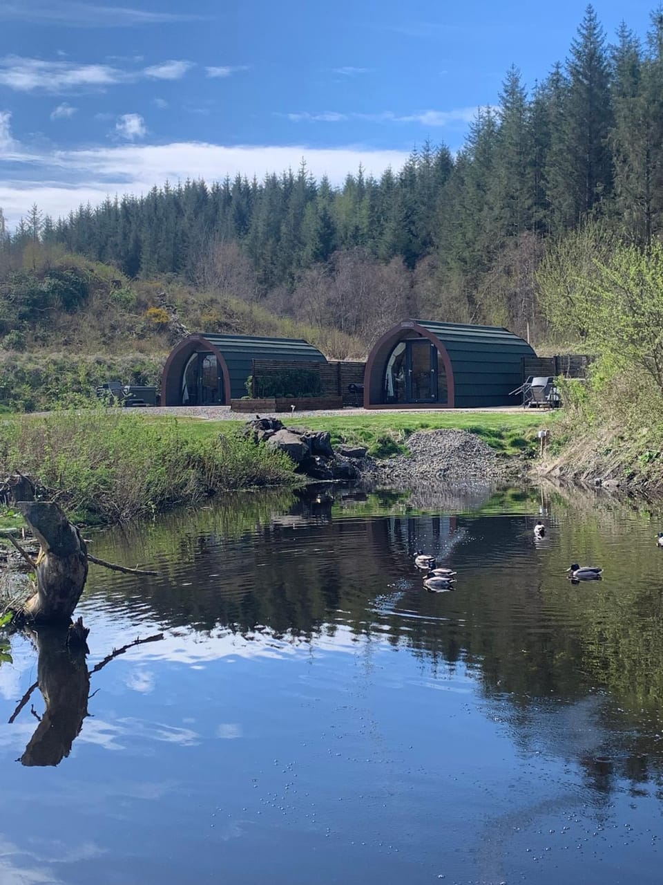 Property building, Natural landscape, Lake view, Location