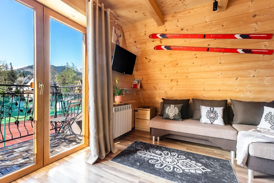 Living room, Seating area, Mountain view
