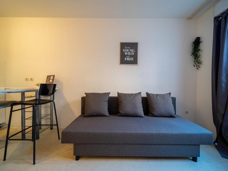 Appartement tout équipe wifi à 6 min St Charles Apartment in Marseille