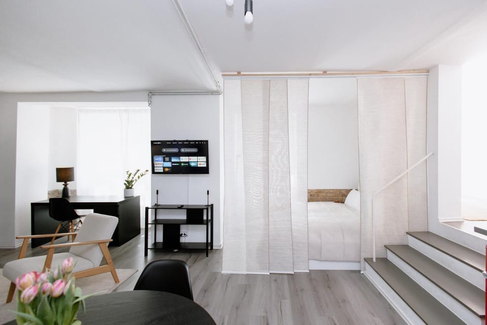 Wunderschönes Studio im P-Berg mit Pkw Stellplatz optional Buchbar Apartment in Berlin
