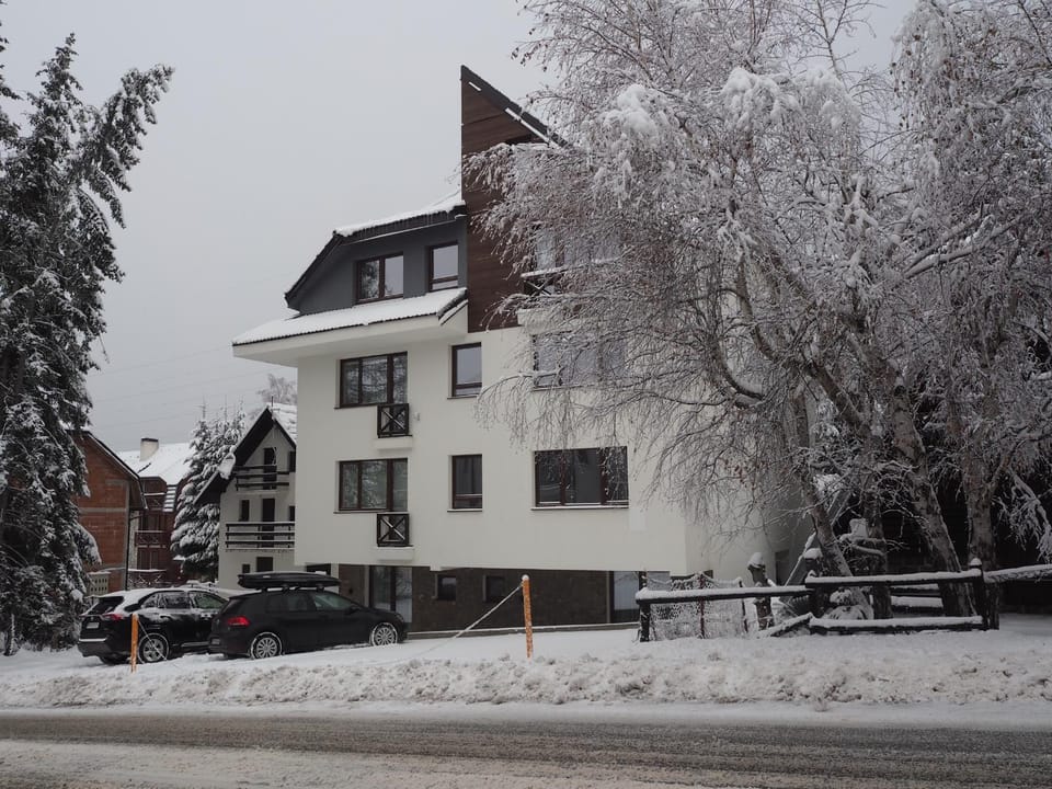 Property building, Day, Winter, Parking