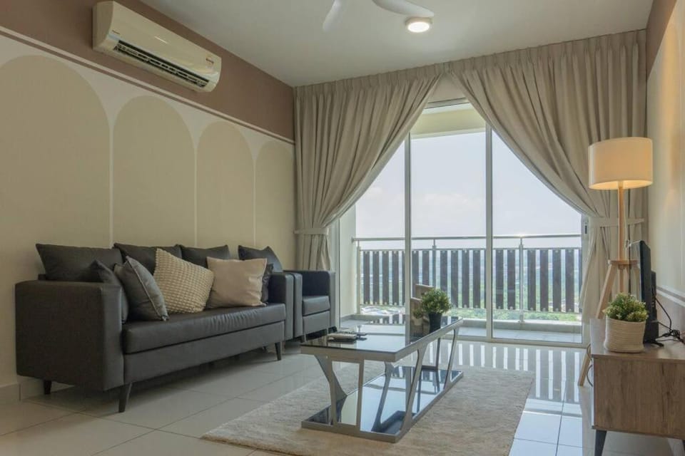 KSL A 3R3B 1-5Pax #Daya#Austin#Ikea#Aeon Apartment in Johor Bahru