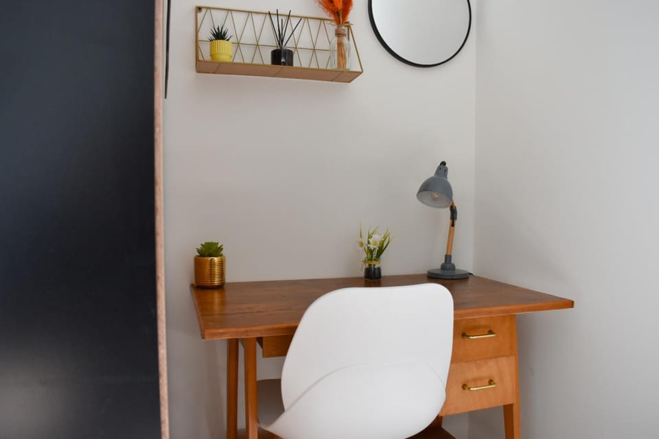 Maison lumineuse avec terrasse & parking Apartment in Bourgogne-Franche-Comté