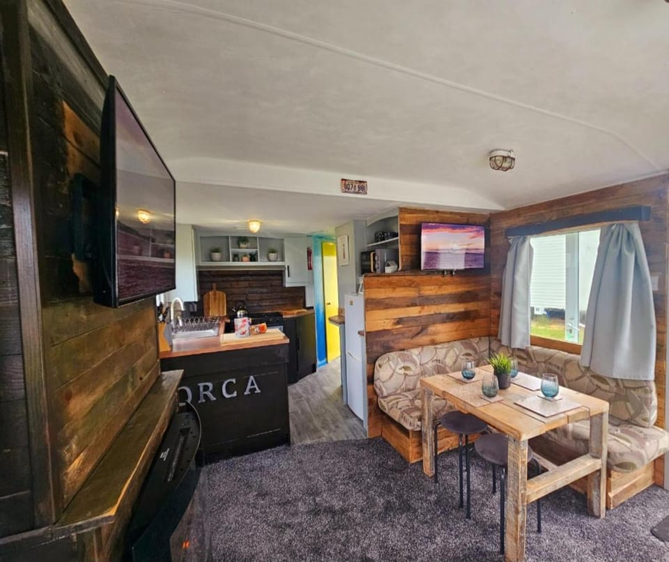 Martha's Inn Cresswell Chalet in England
