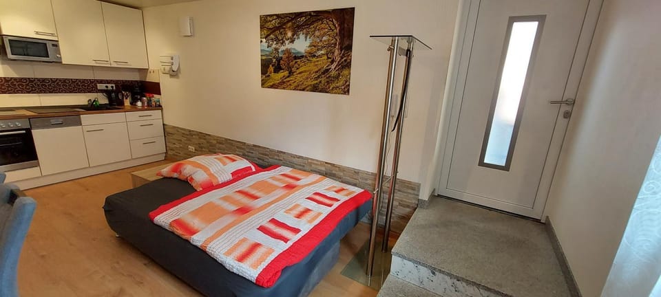Bed, Photo of the whole room