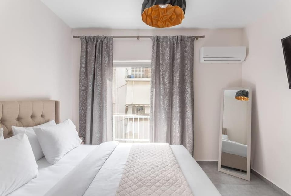 TV and multimedia, Bedroom, air conditioner