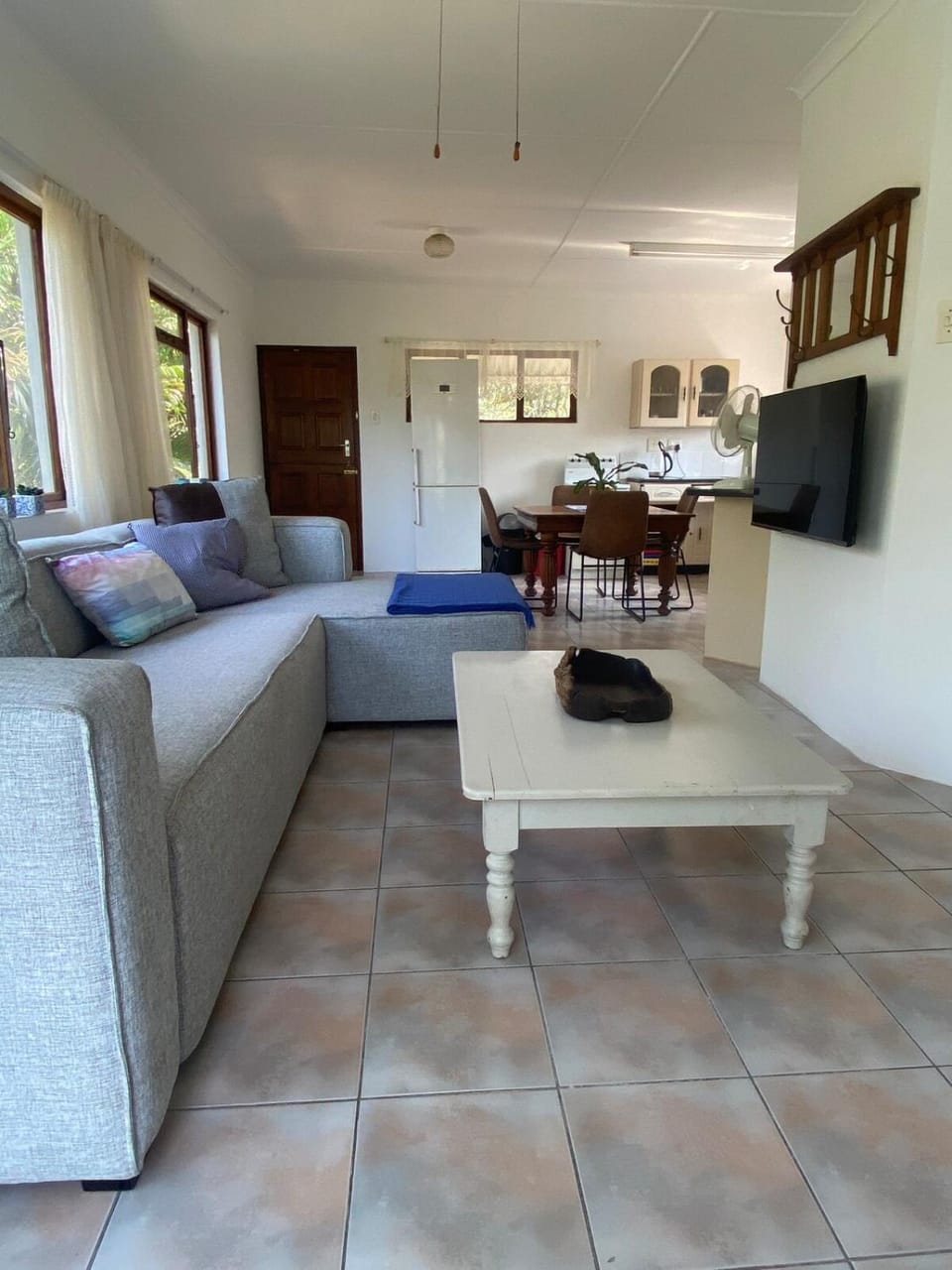 Cozy, comfy flat just a short walk to the beach. Apartment in Dolphin Coast