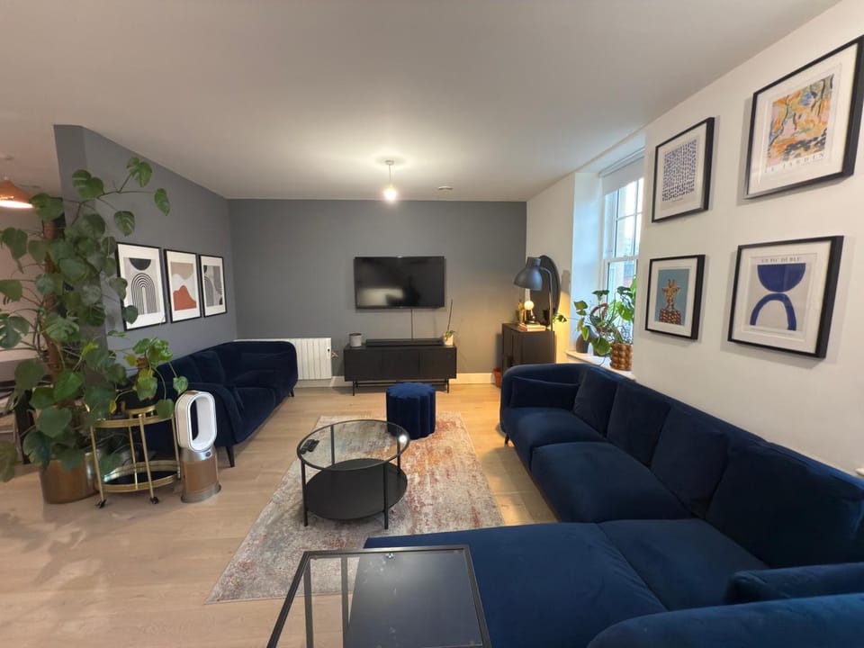 West London Luxury Oasis, Ealing Broadway - Best location!!! Apartment in London Borough of Ealing