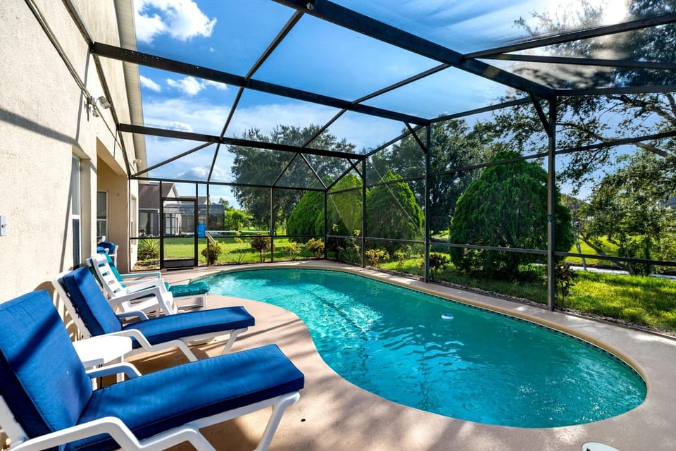 Patio, Garden, Balcony/Terrace, Garden view, Pool view, Swimming pool, Swimming pool, sunbed