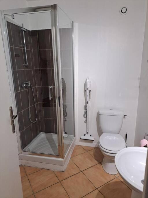 BudgetBnb 182, studio proche opéra Apartment in Toulon