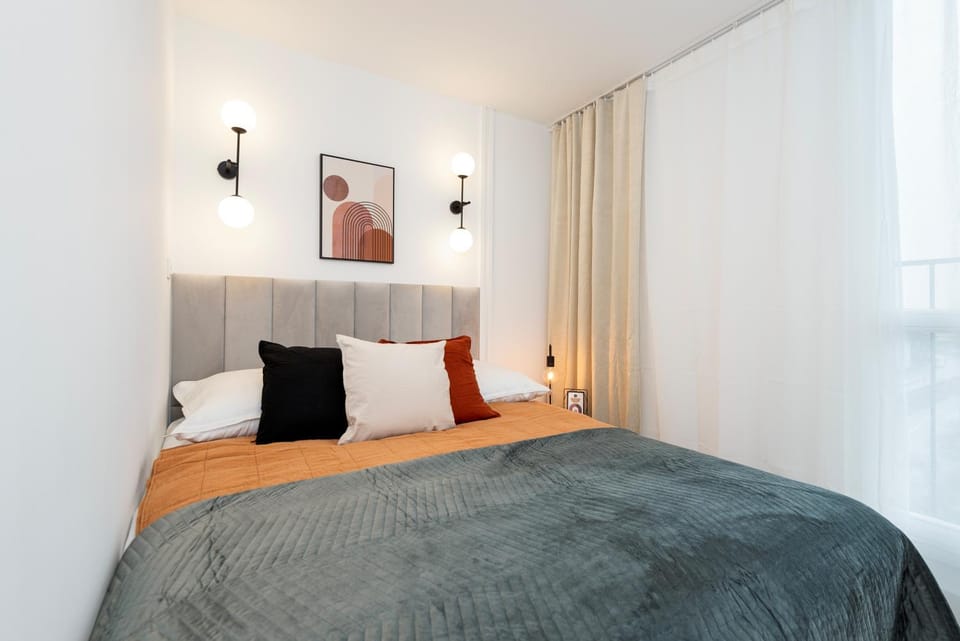 Bed, Balcony/Terrace, Bedroom