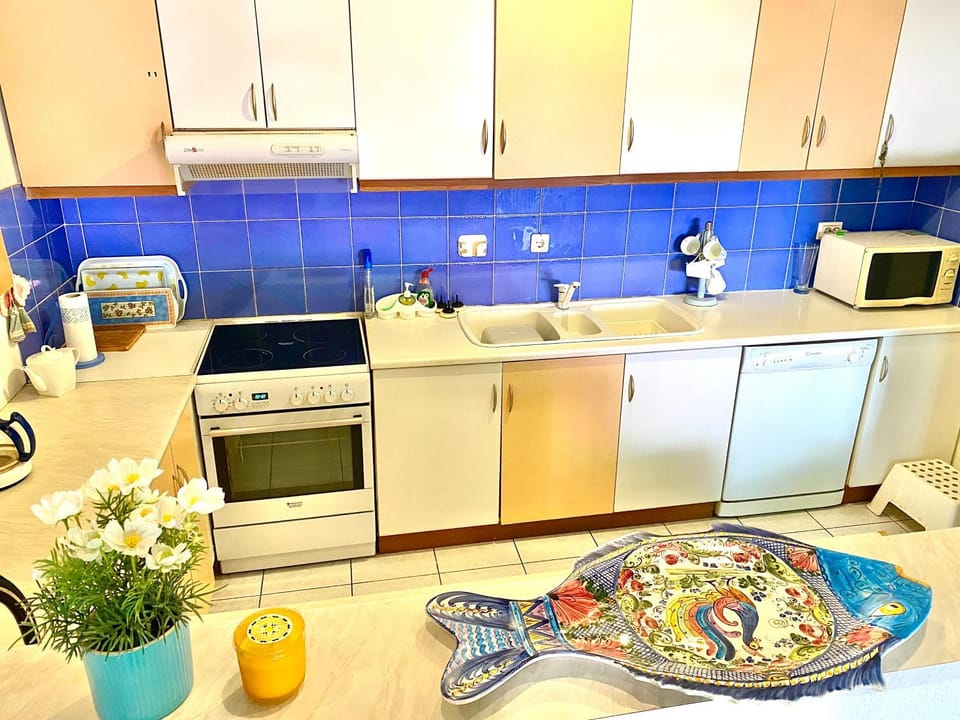 2 Bedroom, Sea Side Retreat Saronida Apartment in East Attica Regional Unit, Greece