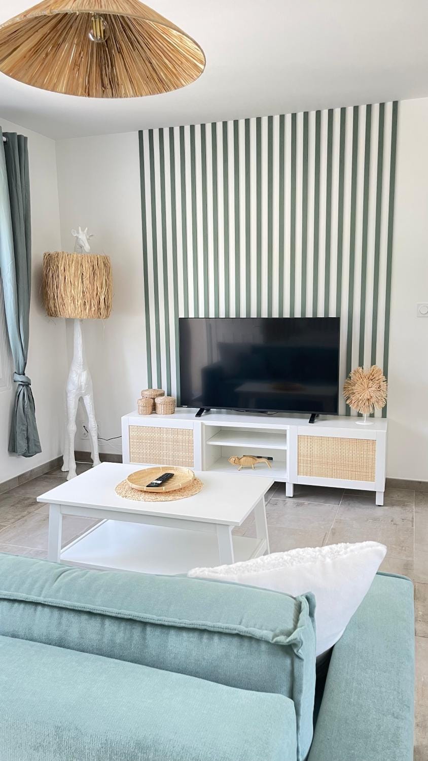TV and multimedia, Living room