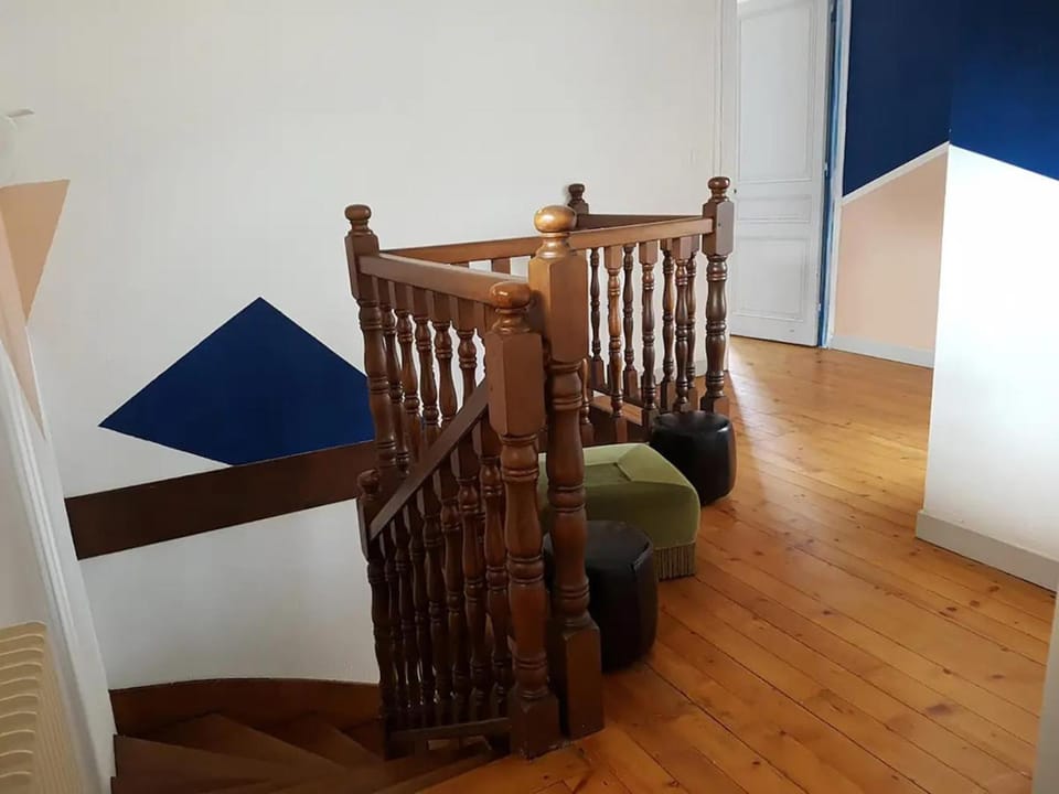 Seating area, hair dresser