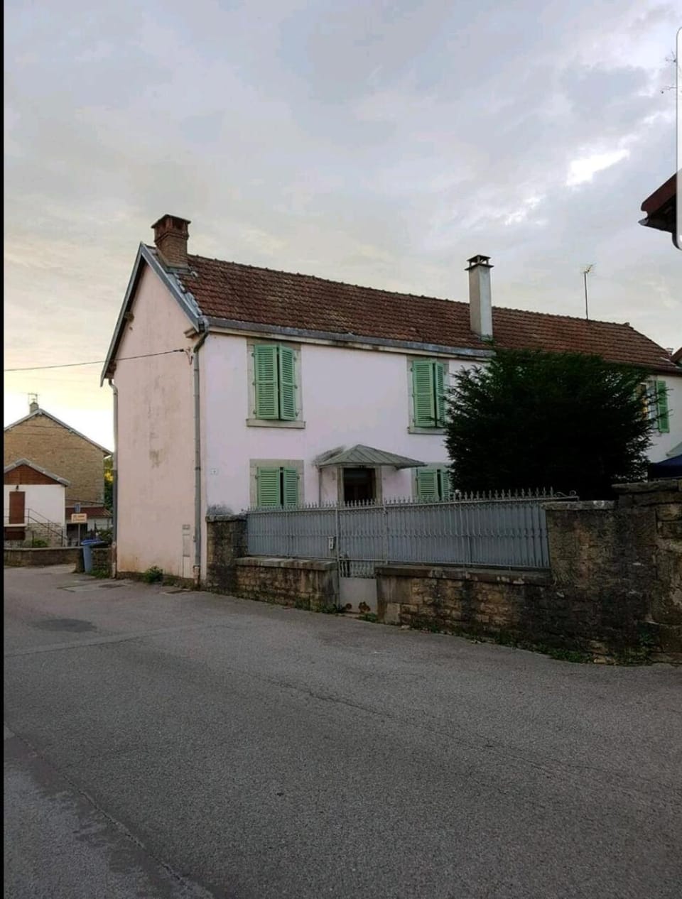 Property building, Street view