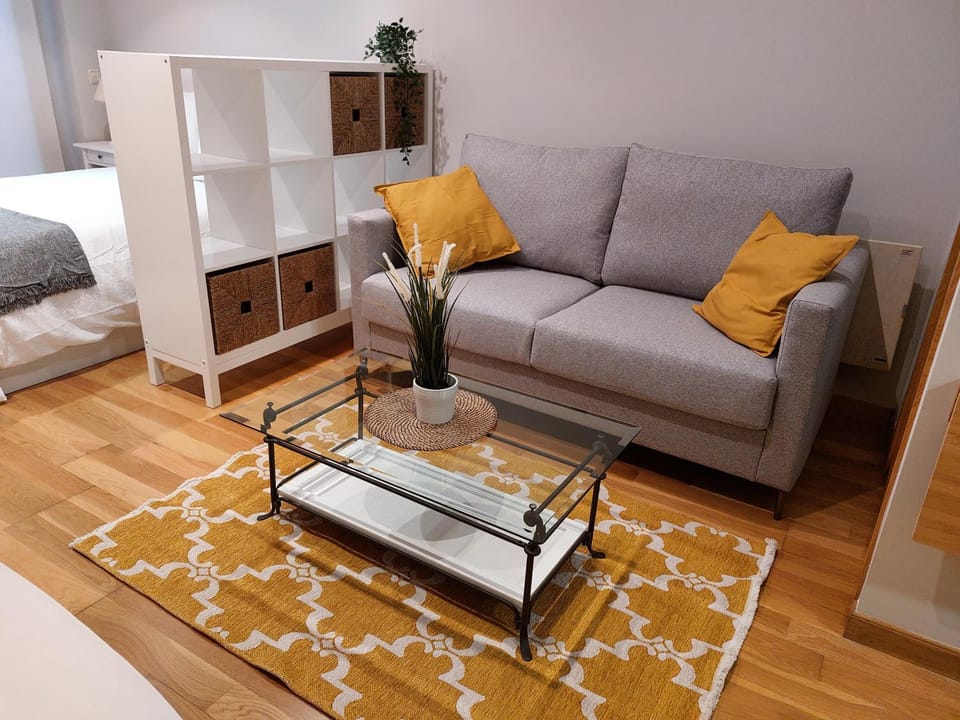 Estudio céntrico con garaje y vistas al mar. Apartment in Vigo