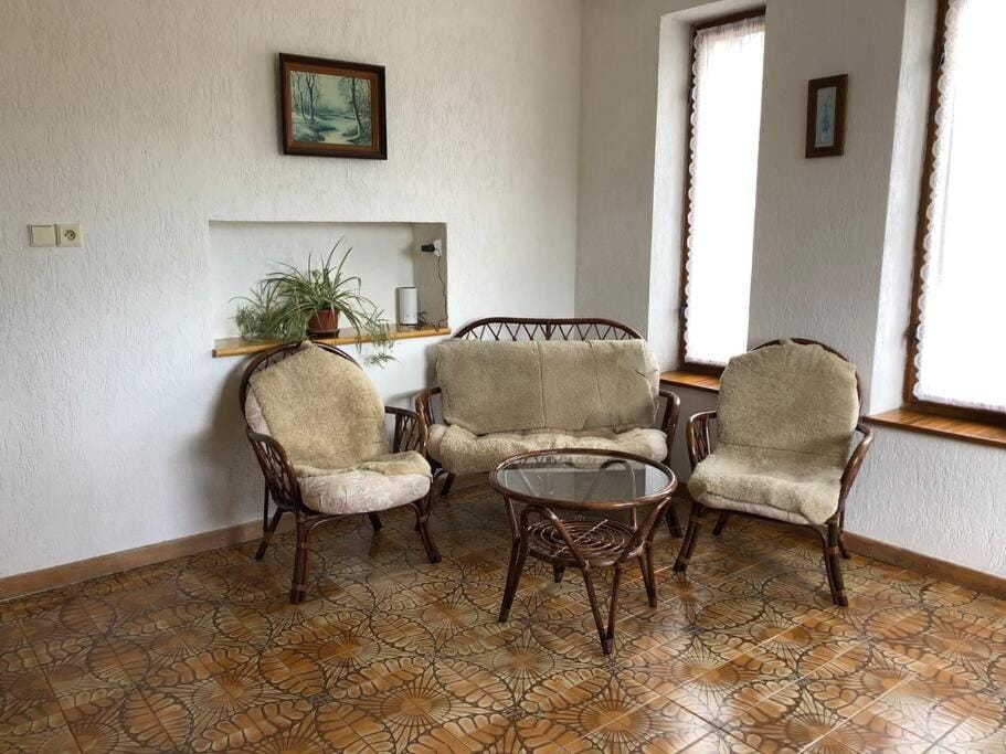 Seating area