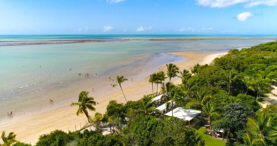 POUSADA DAS FLORES Hotel in Porto Seguro