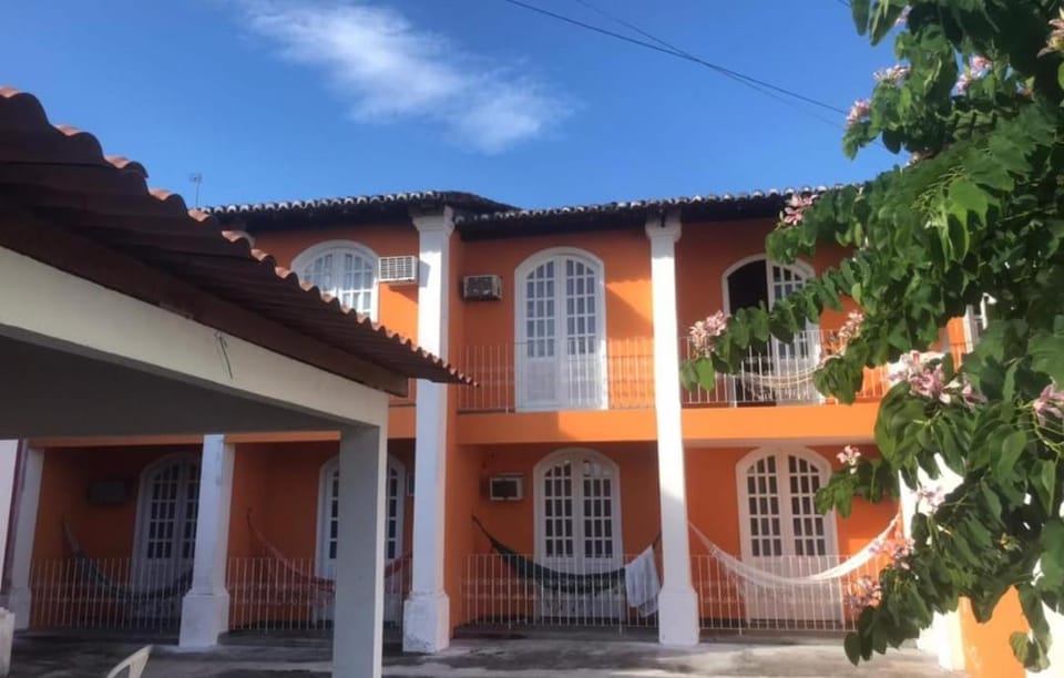 POUSADA DAS FLORES Hotel in Porto Seguro