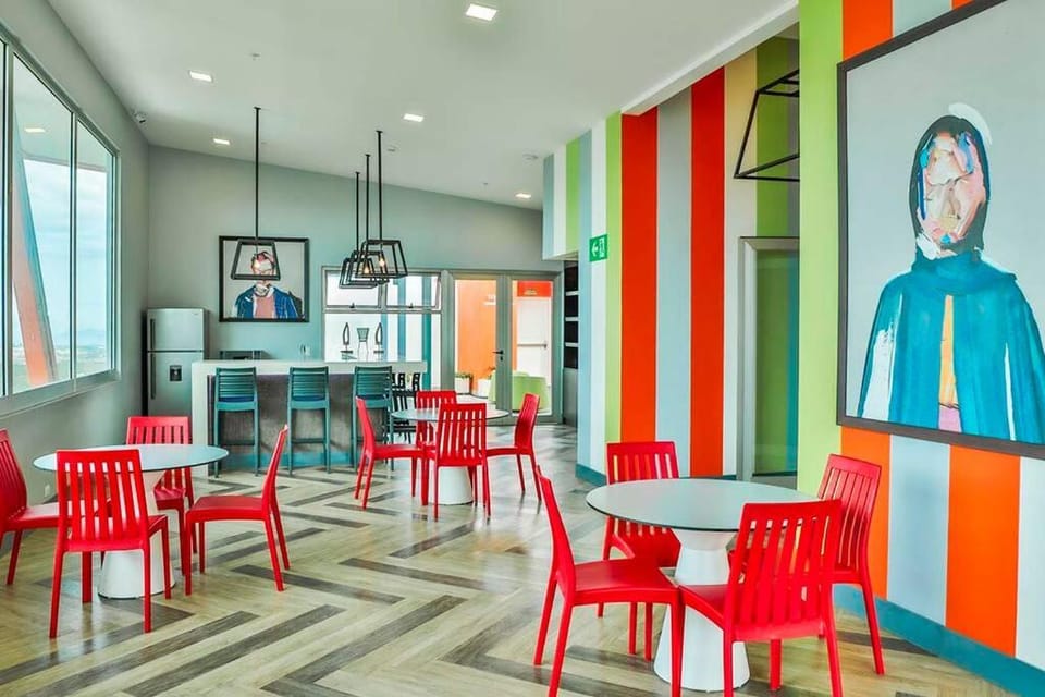 Communal lounge/ TV room, Kitchen or kitchenette, Business facilities, Seating area