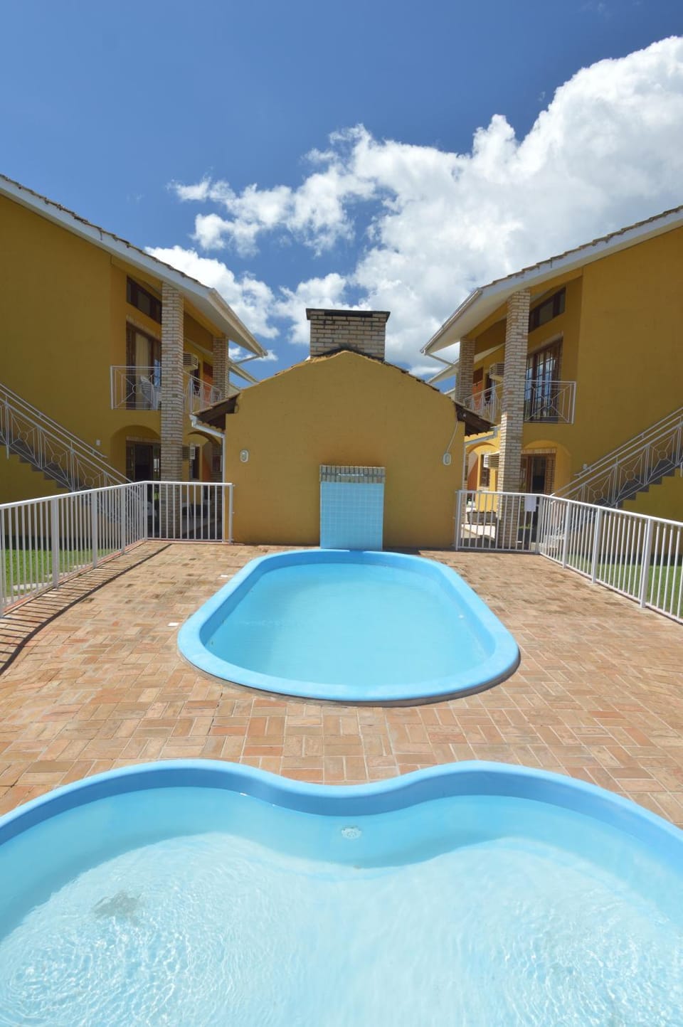 Farol Norte Residencial com Piscina 3B 2B 4B 5B 6 Apartment in Florianopolis