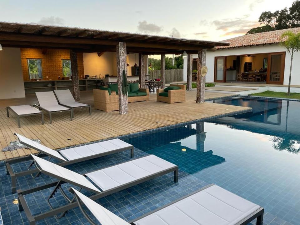 Swimming pool, sunbed