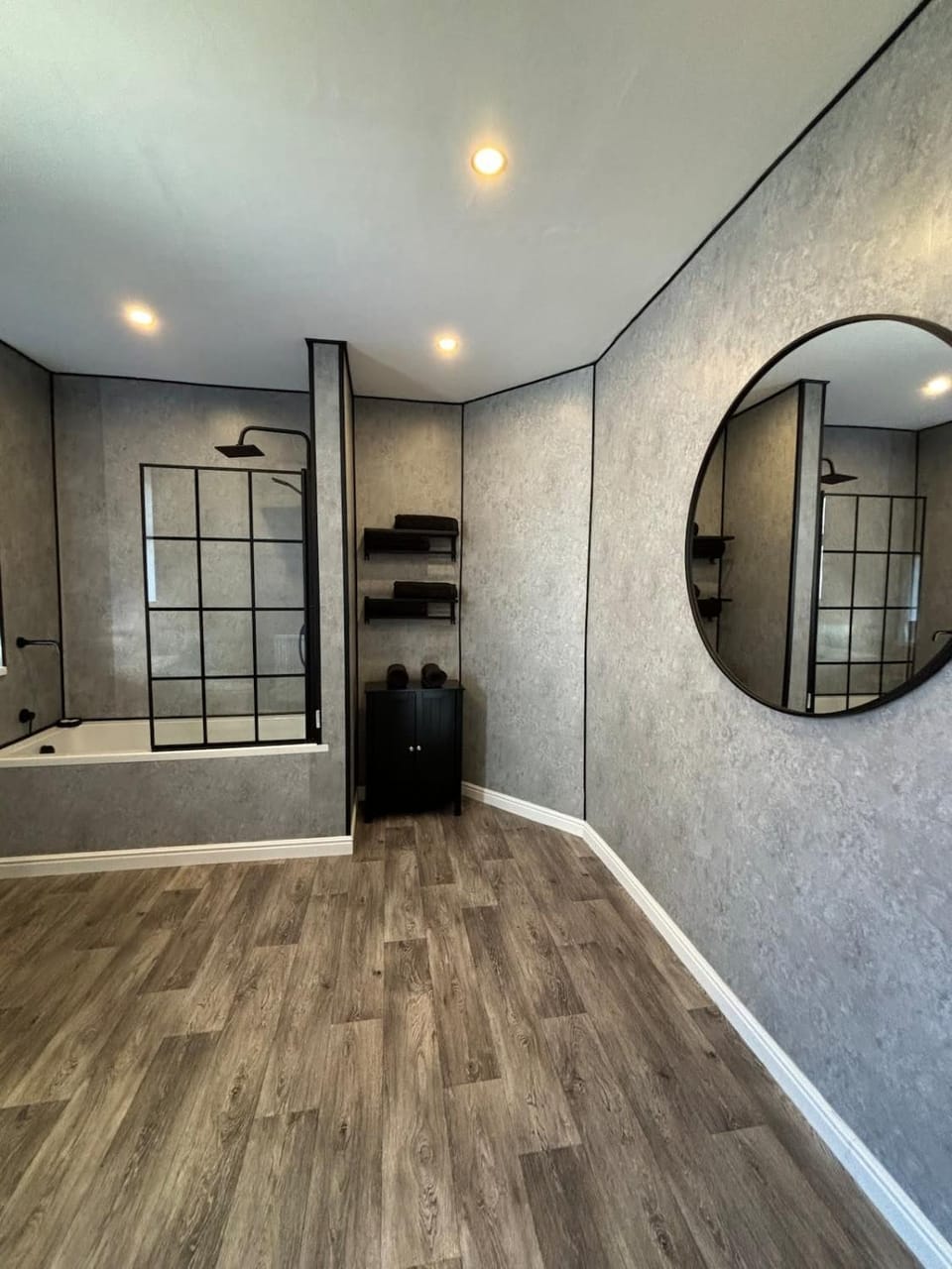 Modern 5 Bedroom Terraced Luxurious House House in Abergele Road