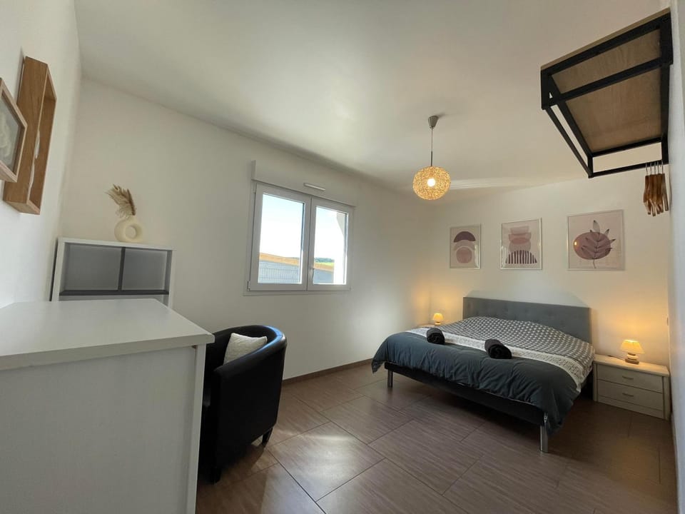 Bed, Decorative detail, Seating area, Bedroom, storage, towels